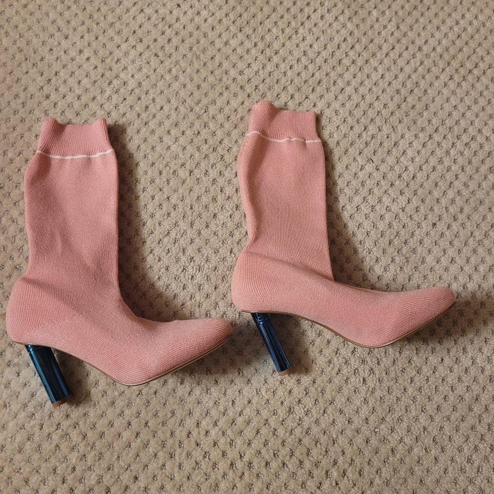 Cape Robbin Baby Pink Knitted Sock Boots